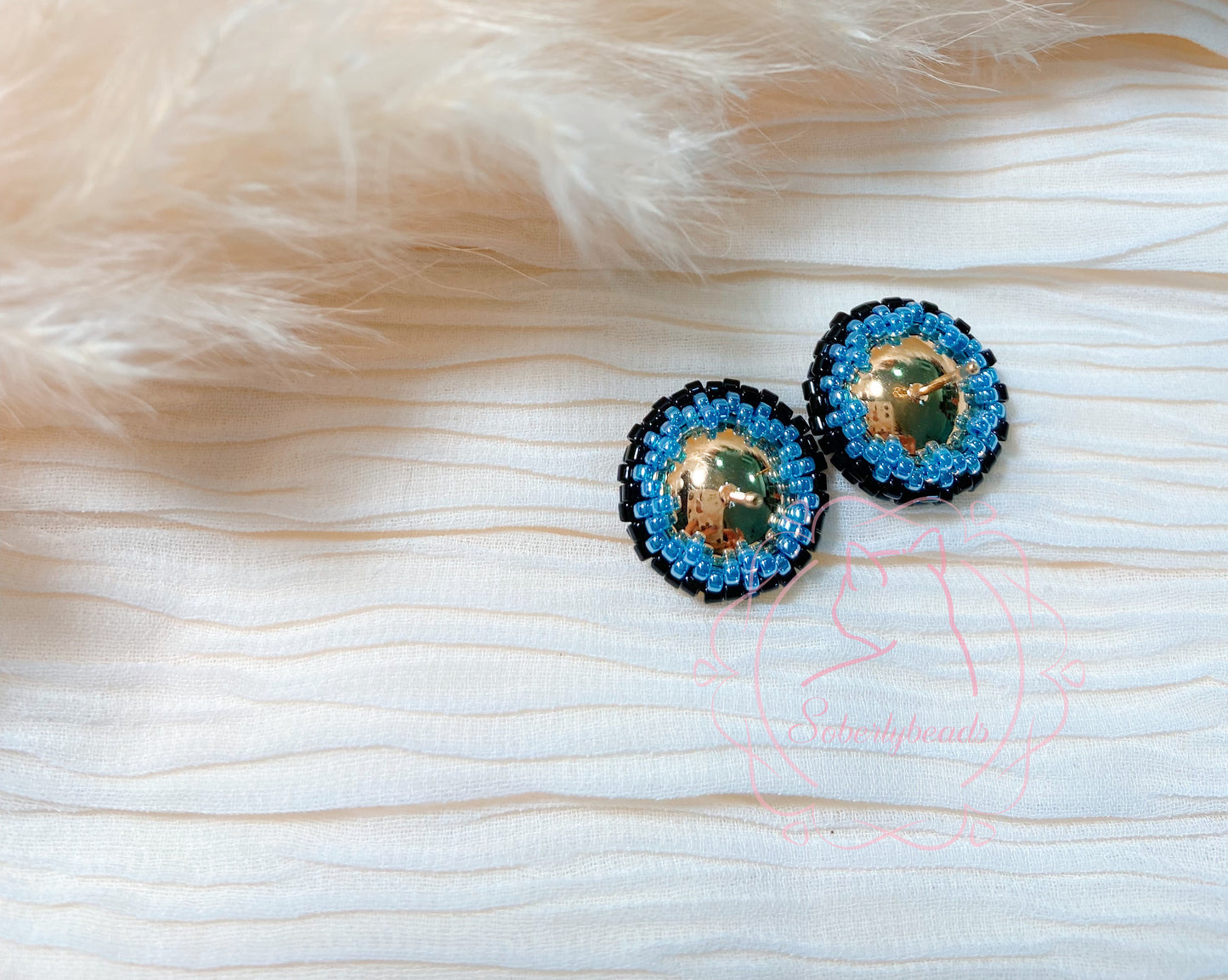 Cats Eyes - 12mm AB Crystal series