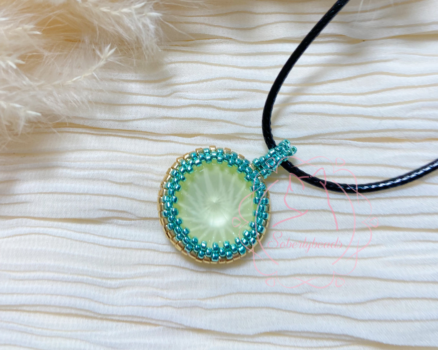 Cat’s Eye Pendant - Lemon Sorbet