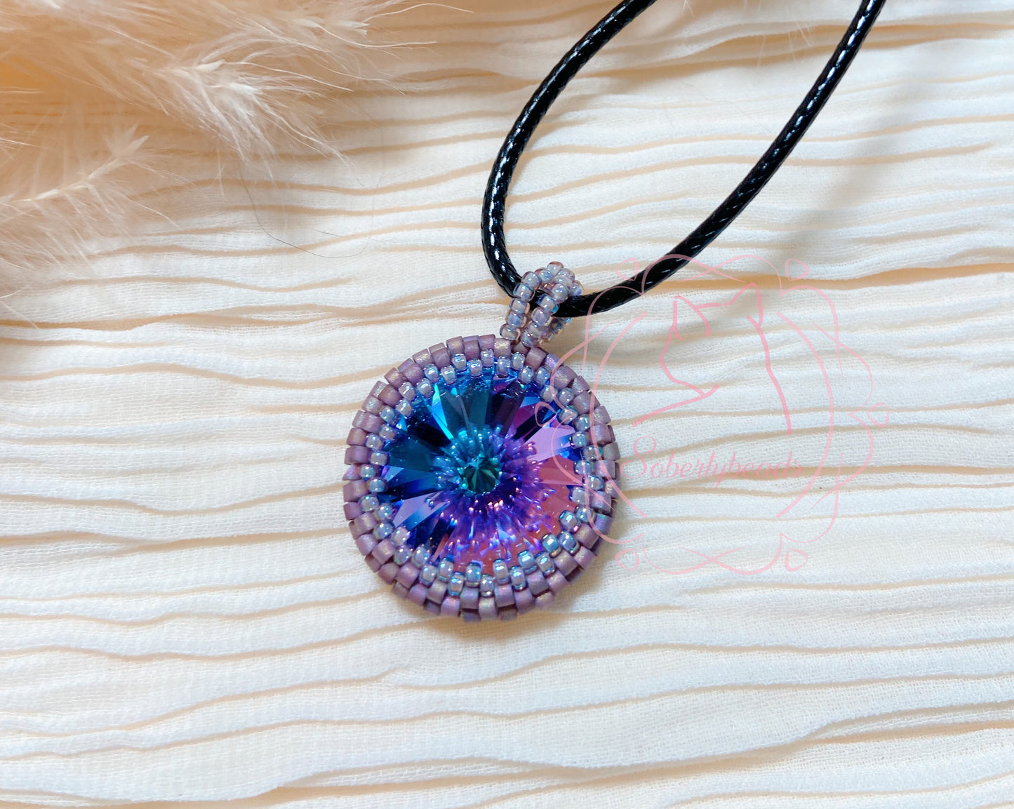 Cat’s Eye Pendant - Burgundy Delite